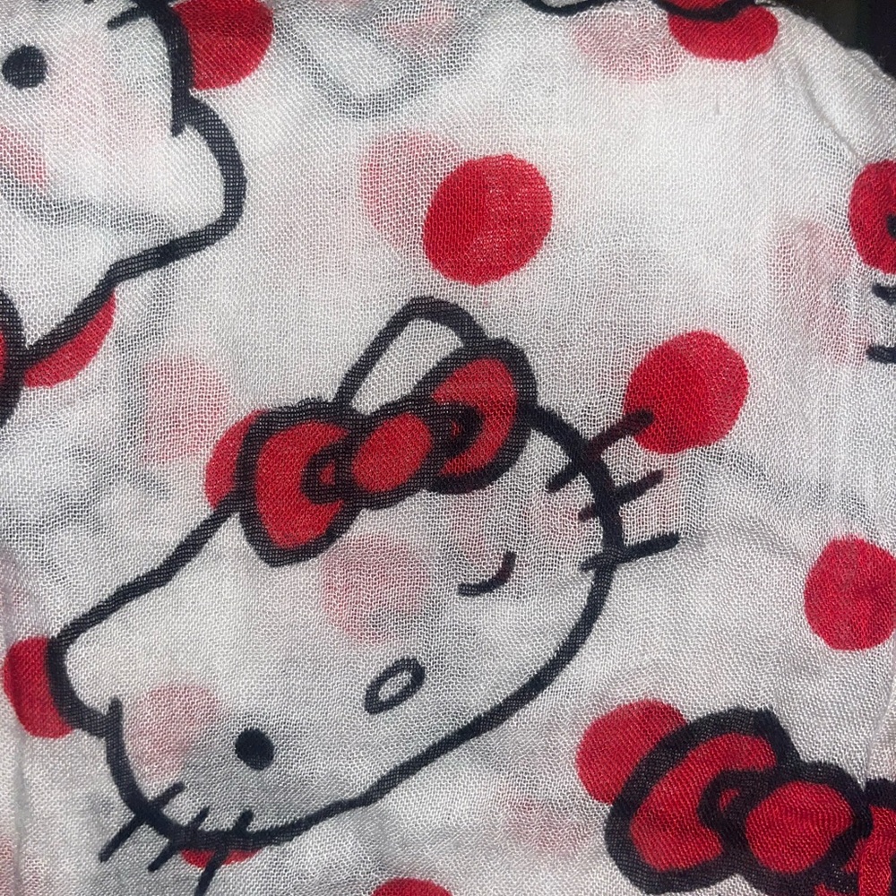 Hello Kitty Scarf